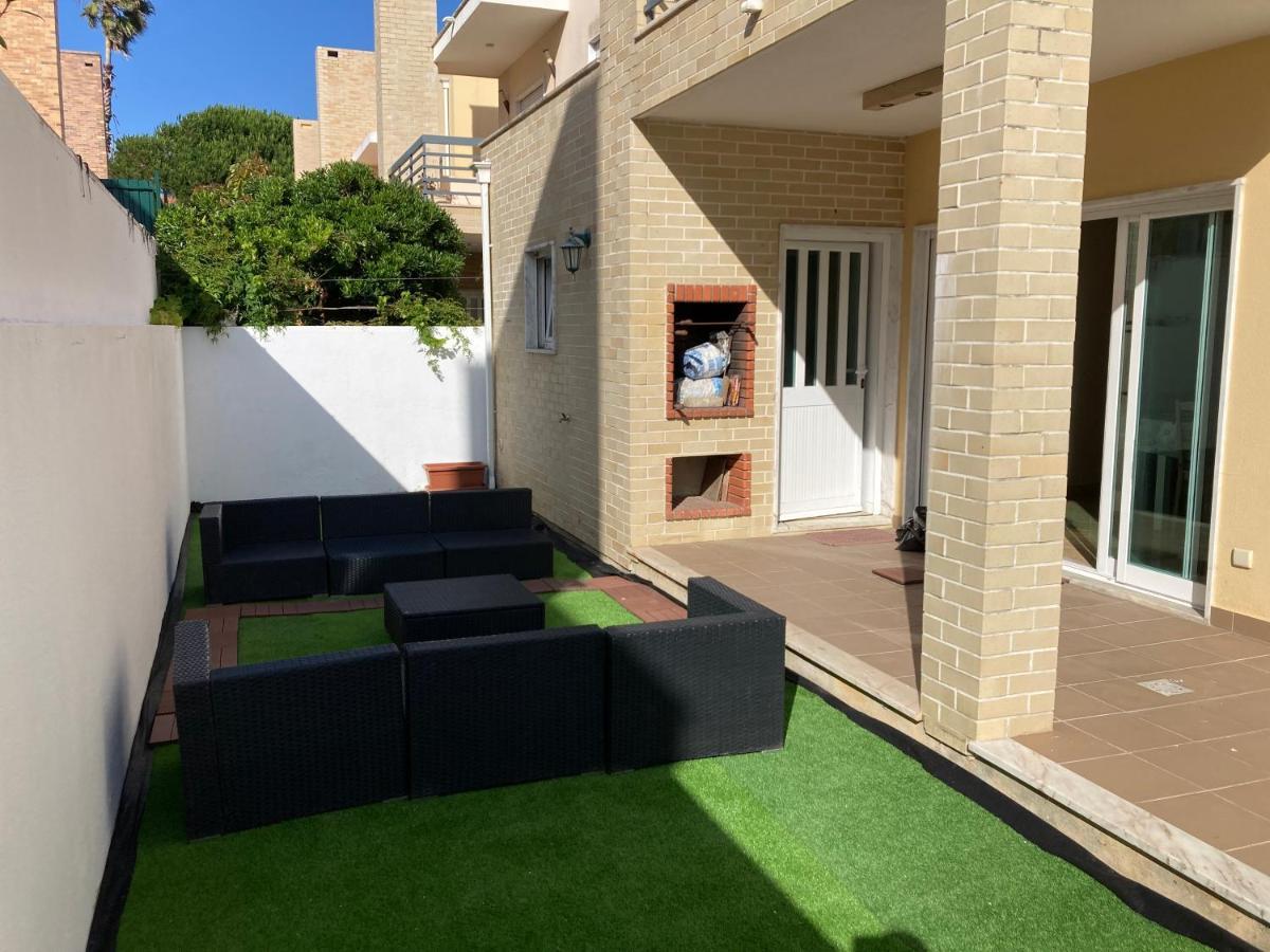 Villa A Family House In Santa Cruz, Torres Vedras Silveira  Exterior foto