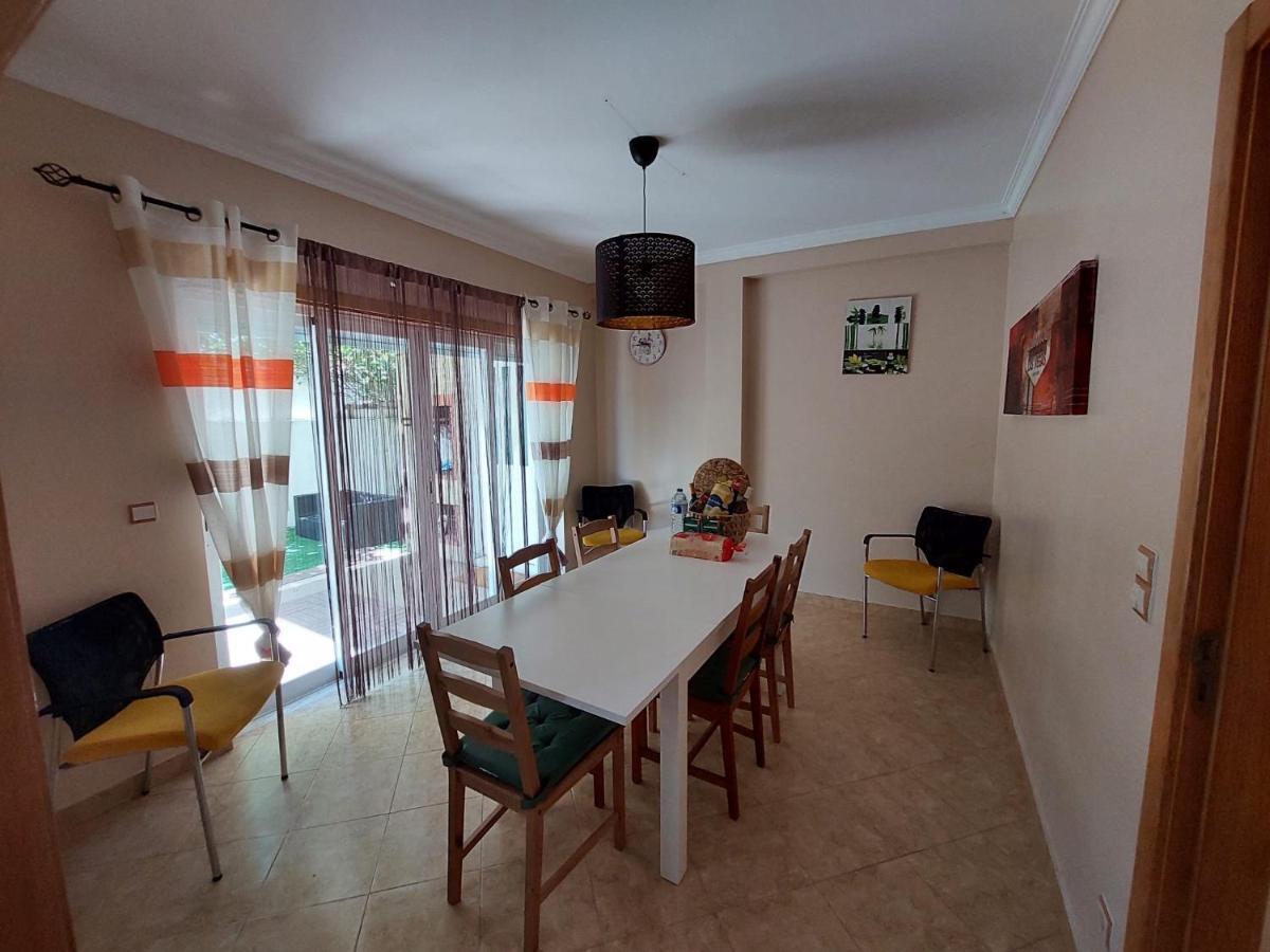 Villa A Family House In Santa Cruz, Torres Vedras Silveira  Exterior foto